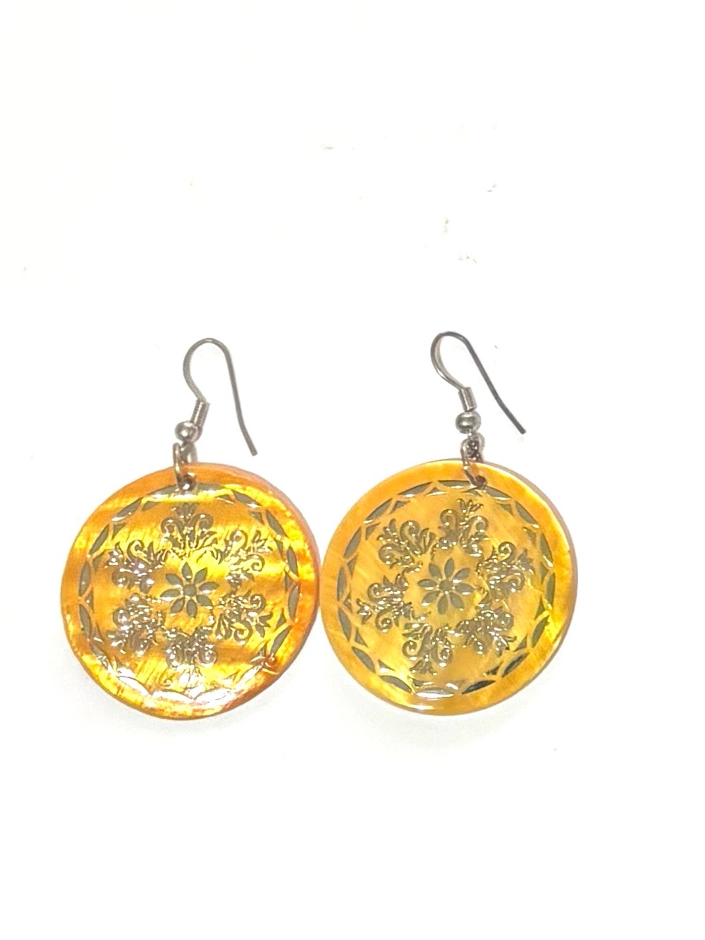 Yellow shells Floral Round Drop Earrings - Unbranded
